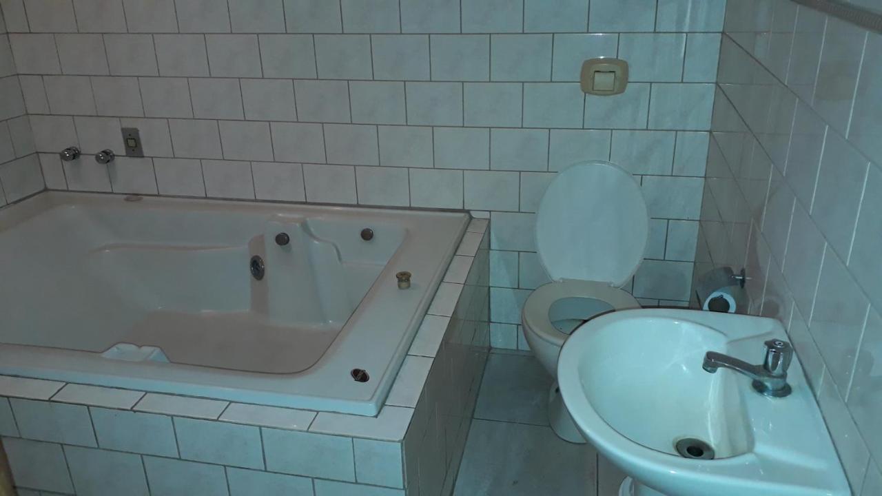 Planeta Sex Motel São João del Rei Exteriér fotografie