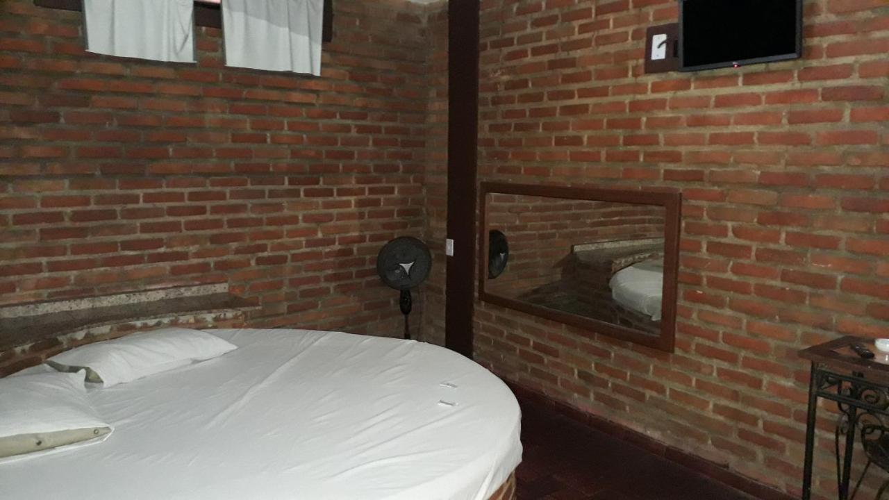 Planeta Sex Motel São João del Rei Exteriér fotografie